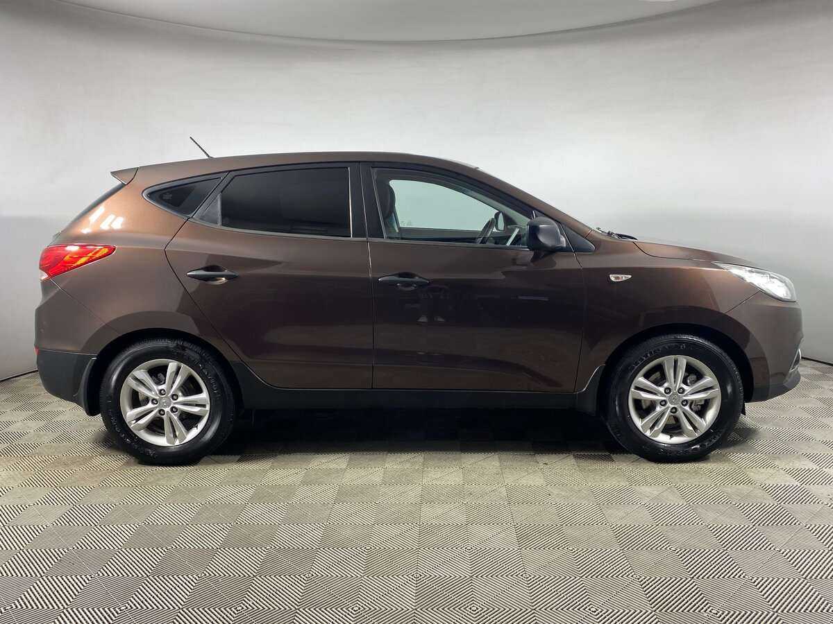 Купить Hyundai ix35 с пробегом. Фото: #3