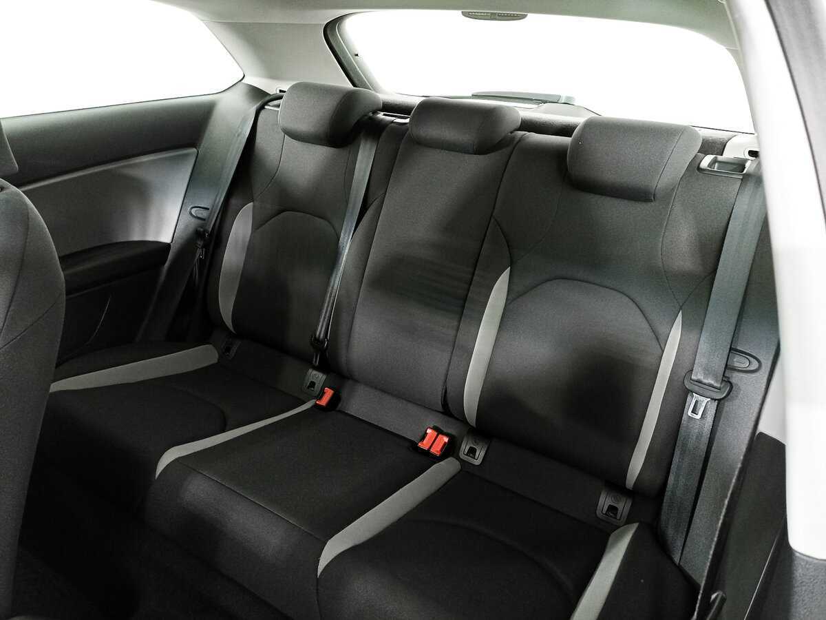 Купить SEAT Leon с пробегом. Фото: #9