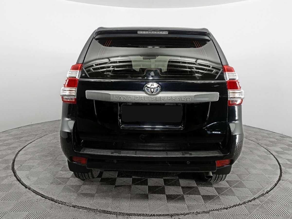 Купить Toyota Land Cruiser Prado с пробегом. Фото: #4