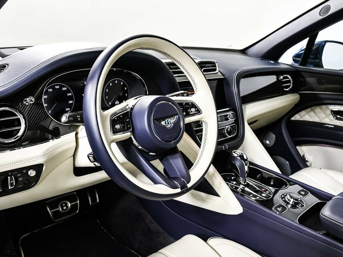 Купить Bentley Bentayga с пробегом. Фото: #12