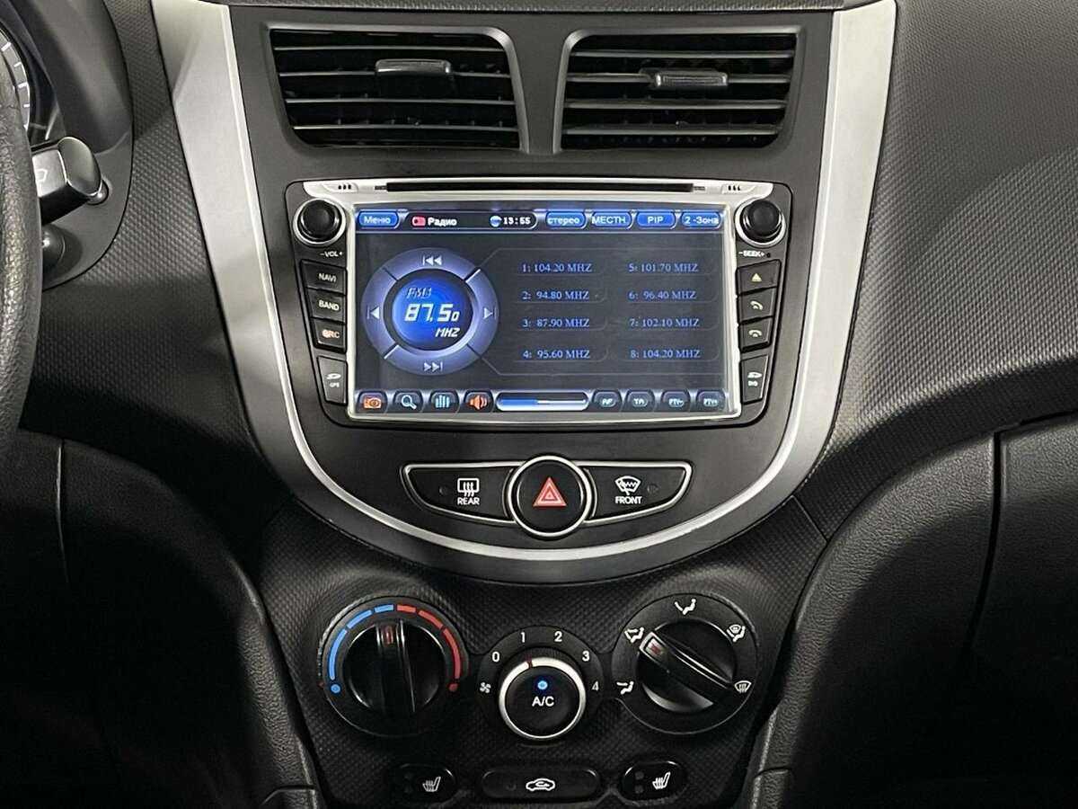 Купить Hyundai Solaris с пробегом. Фото: #11