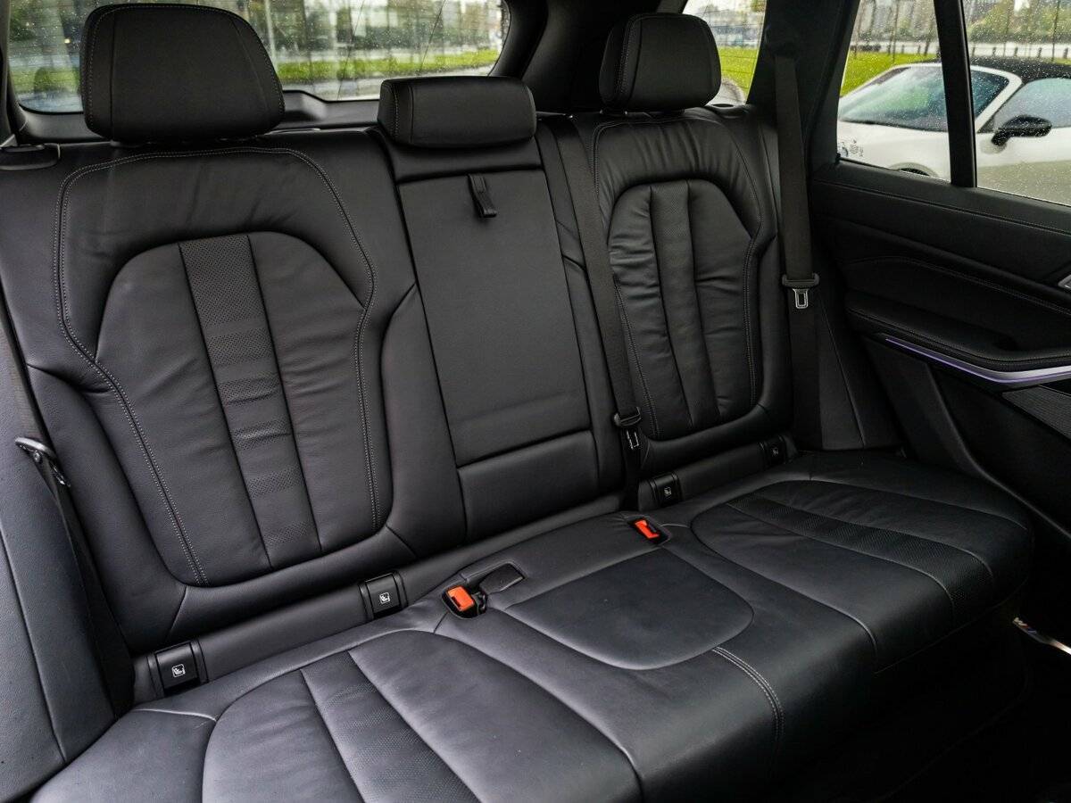 Купить BMW X5 с пробегом. Фото: #13