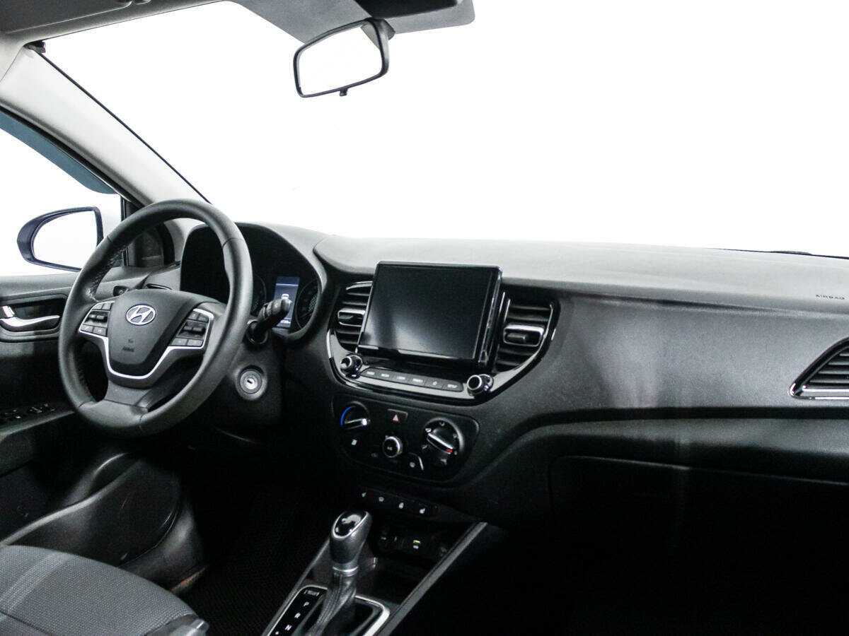 Купить Hyundai Solaris с пробегом. Фото: #8