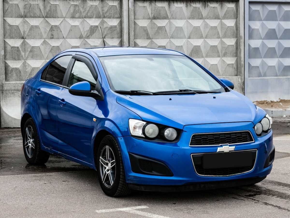 Купить Chevrolet Aveo с пробегом. Фото: #2