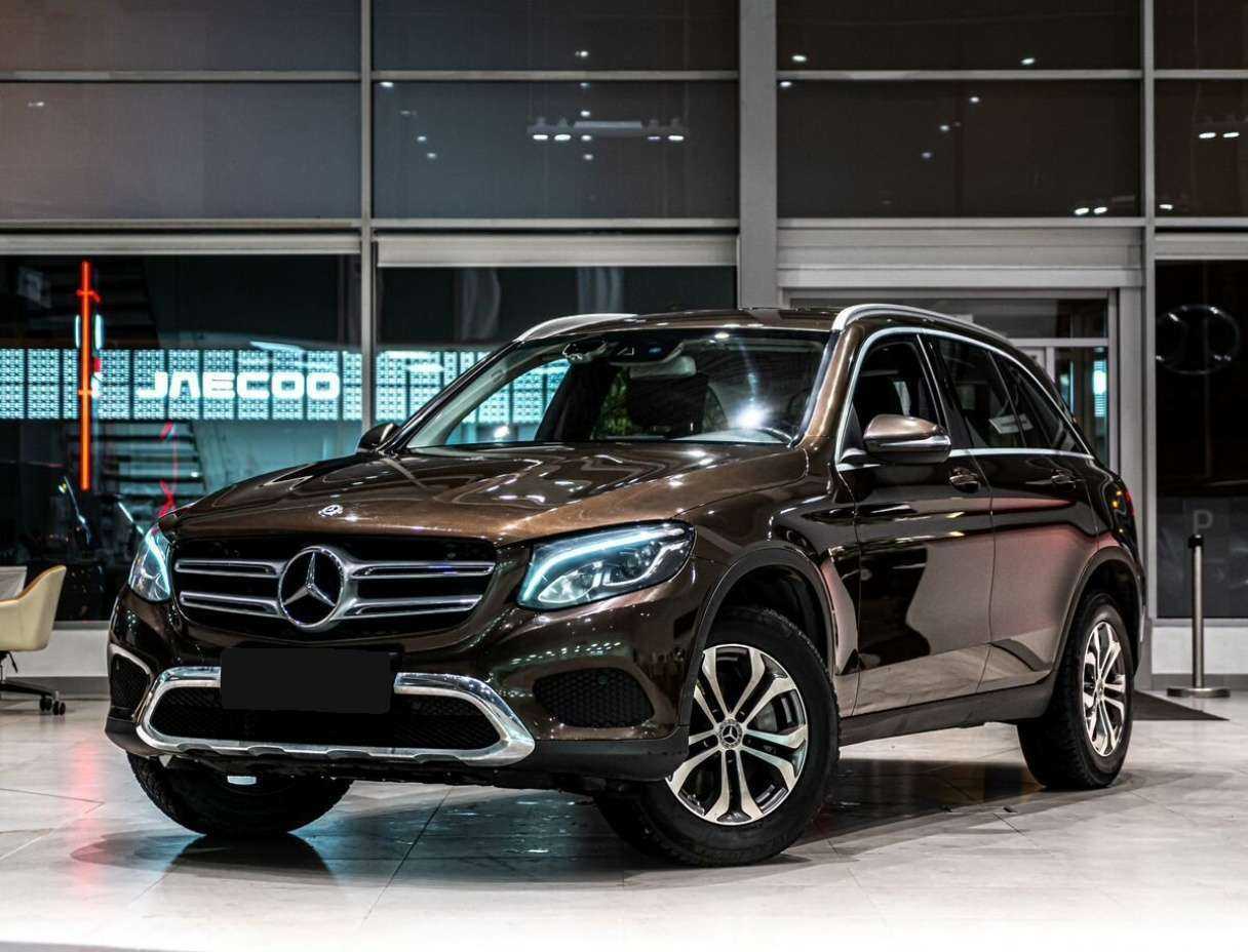 Купить Mercedes-Benz GLC с пробегом. Фото: #0