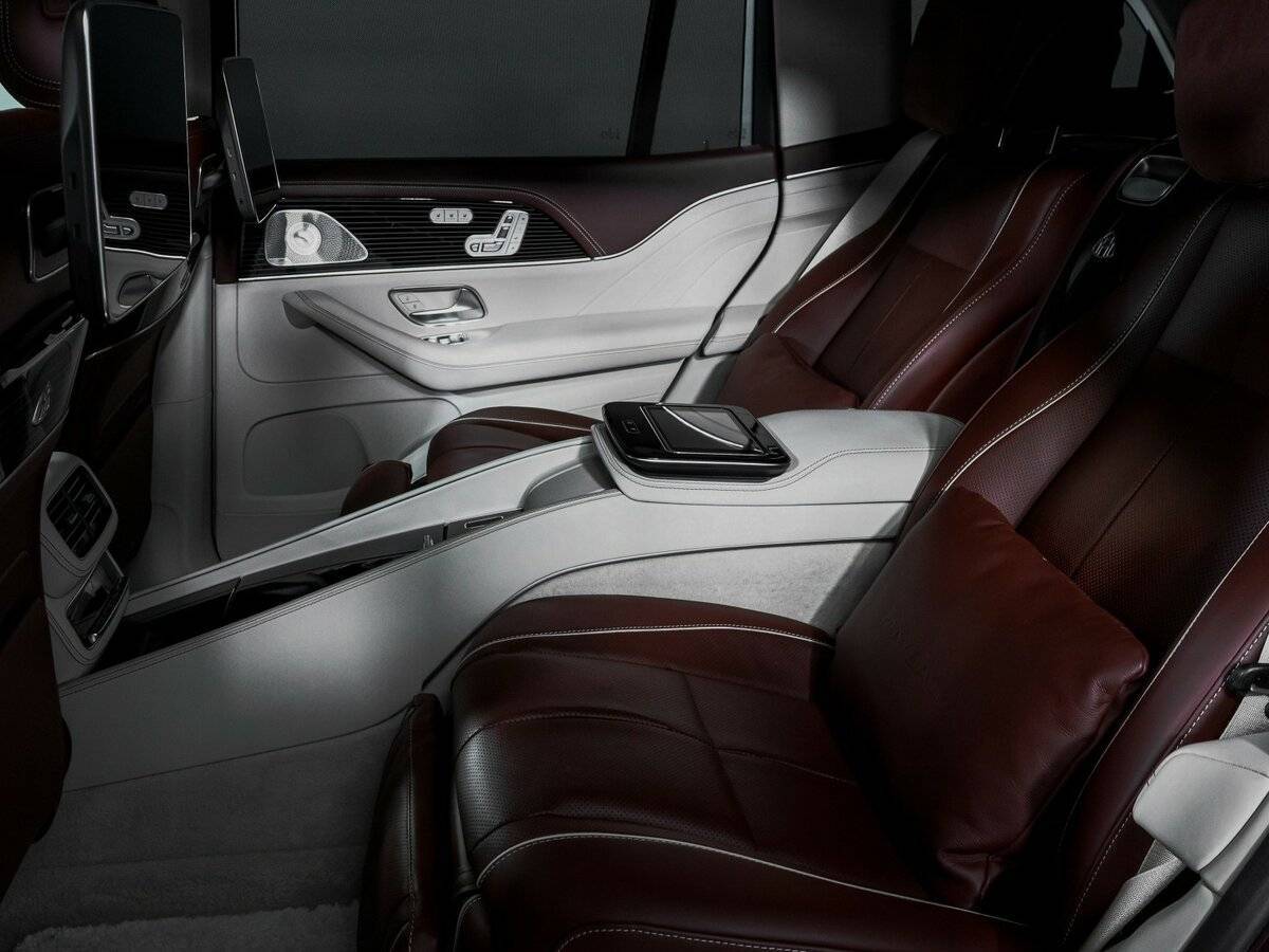 Купить Mercedes-Benz Maybach GLS с пробегом. Фото: #9