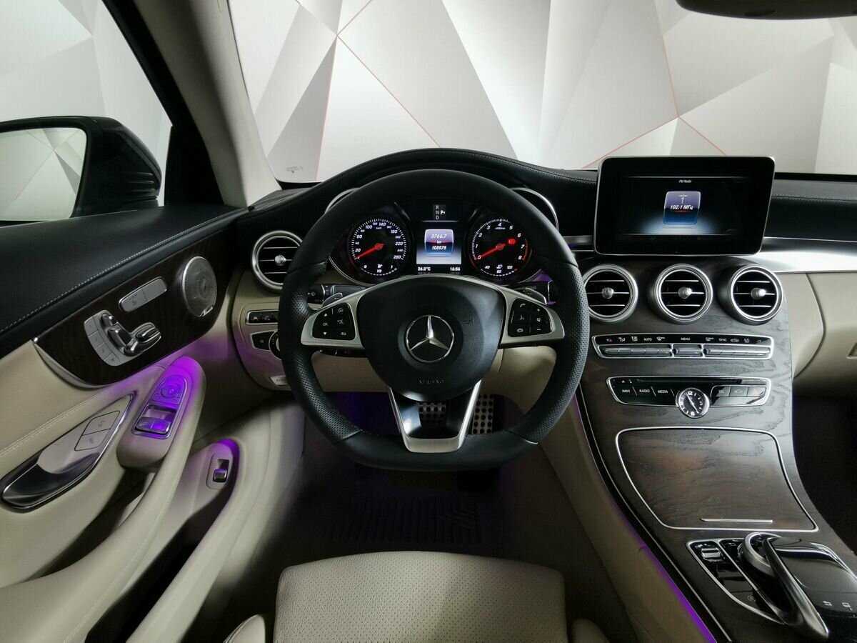 Купить Mercedes-Benz C-Класс с пробегом. Фото: #14