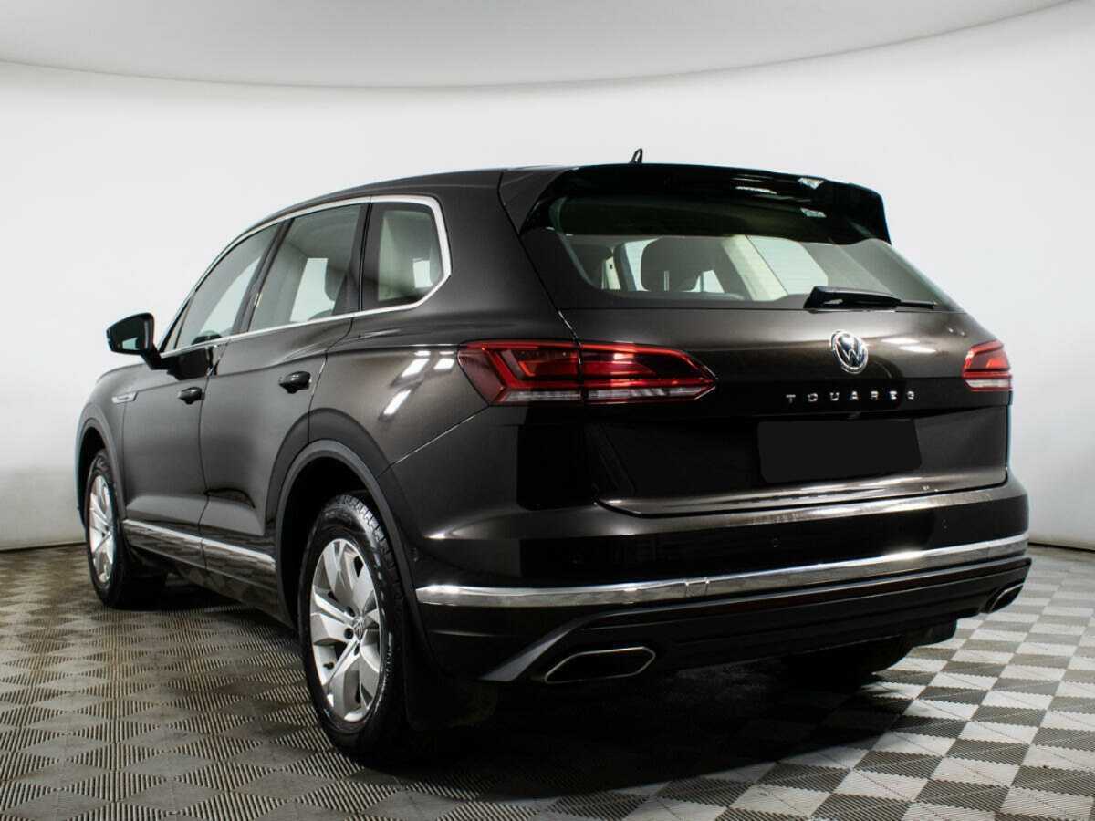 Купить Volkswagen Touareg с пробегом. Фото: #6