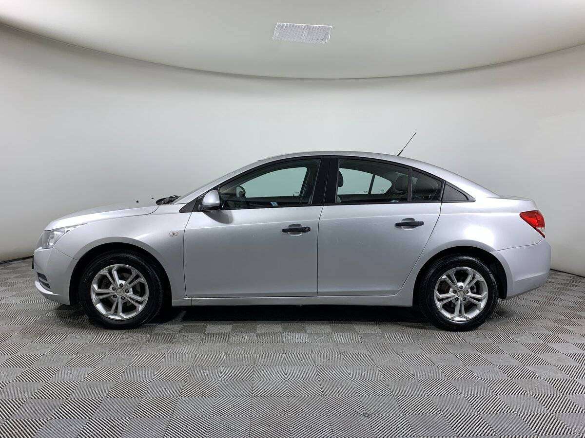 Купить Chevrolet Cruze с пробегом. Фото: #7