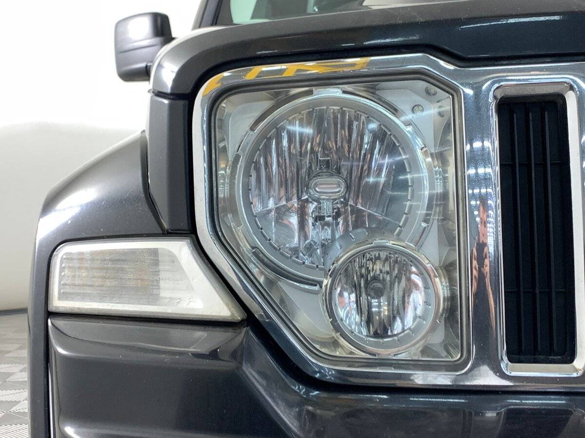 Купить Jeep Cherokee с пробегом. Фото: #9