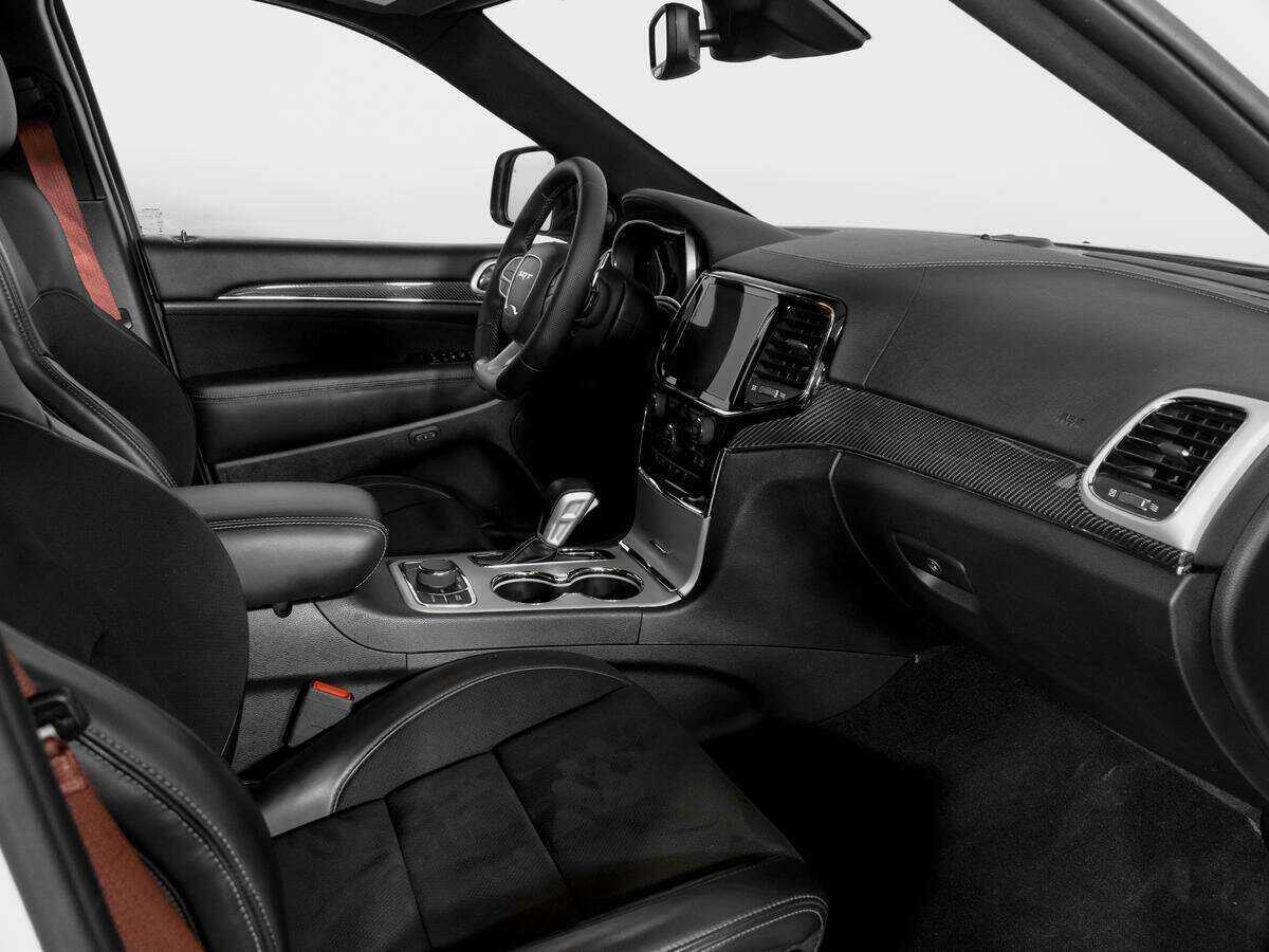 Купить Jeep Grand Cherokee с пробегом. Фото: #8