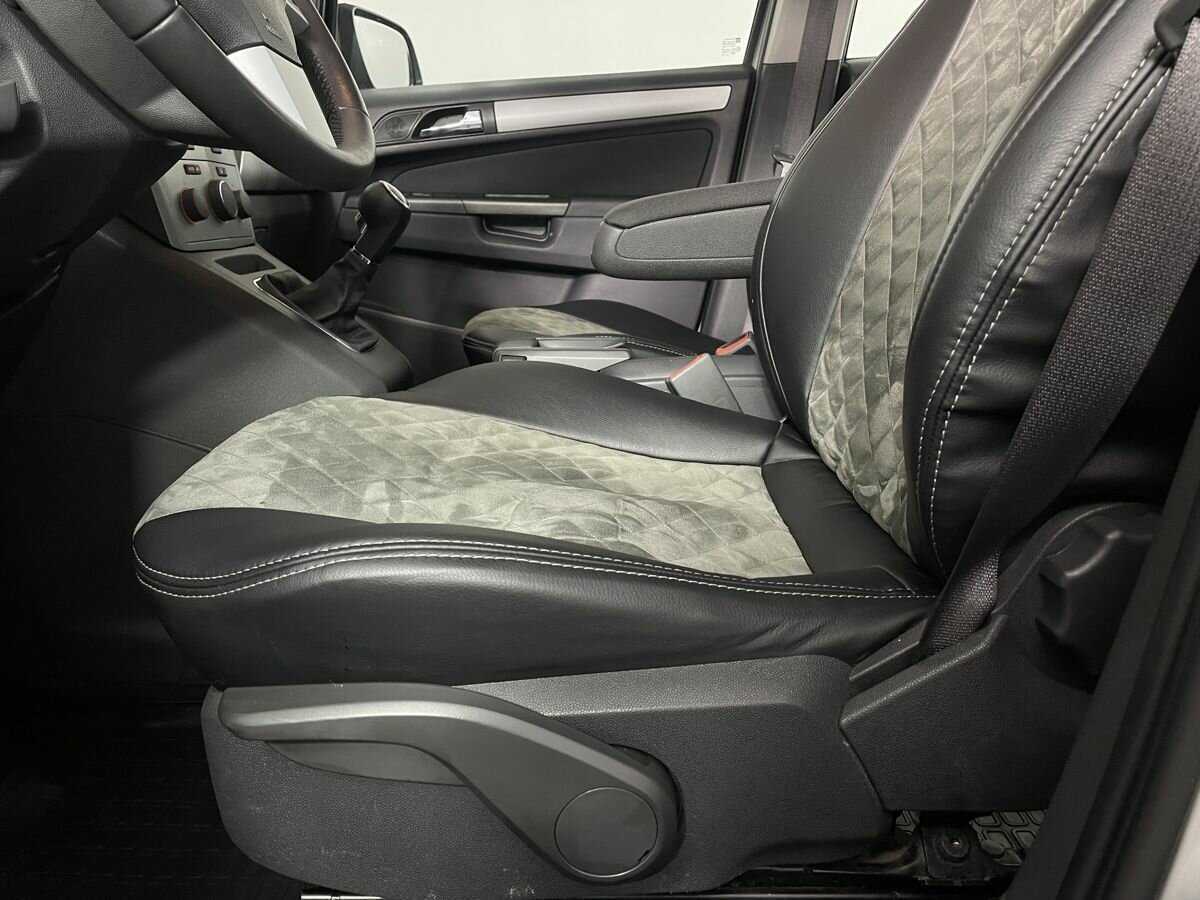 Купить Opel Zafira с пробегом. Фото: #9