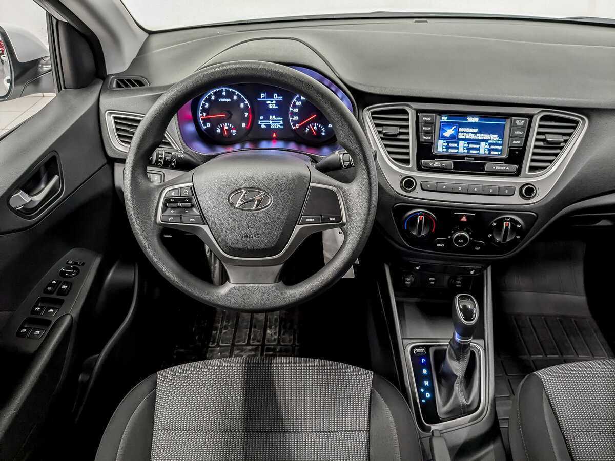 Купить Hyundai Solaris с пробегом. Фото: #22