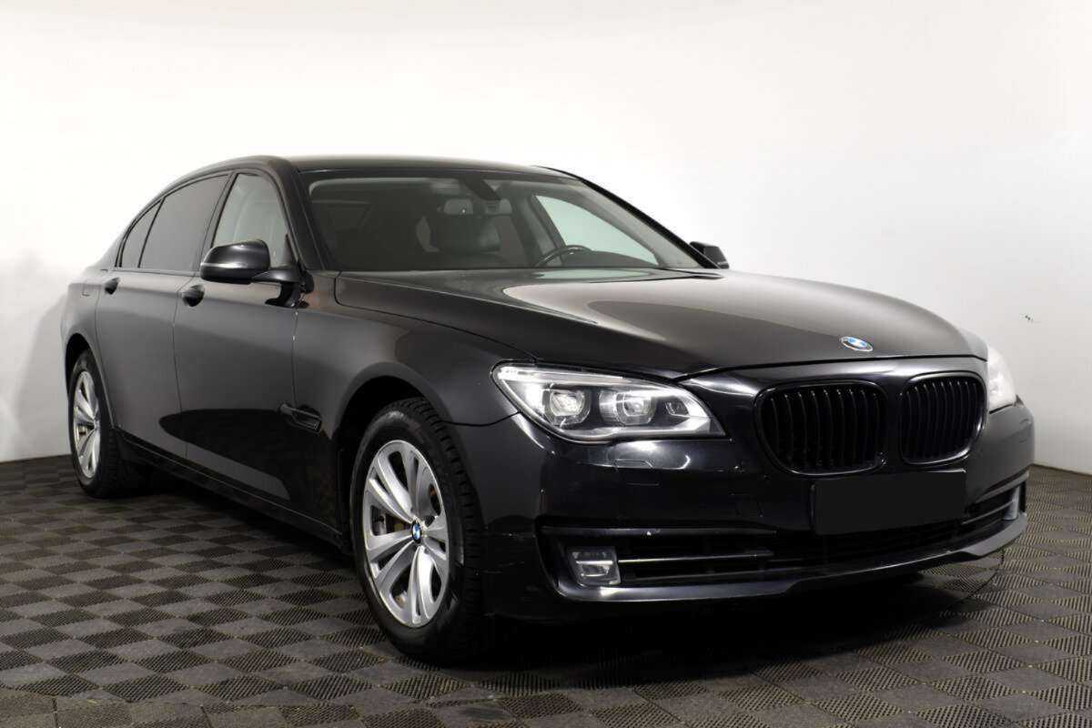 Купить BMW 7 серии с пробегом. Фото: #2