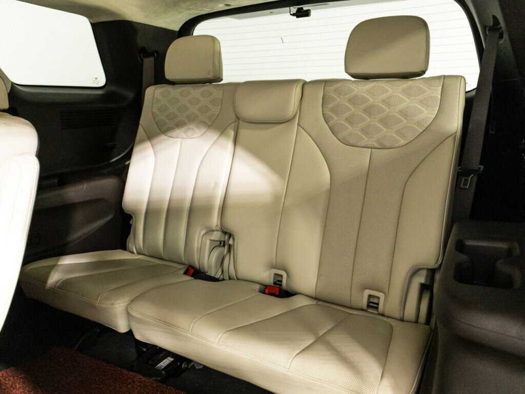 Купить Hyundai Palisade с пробегом. Фото: #16