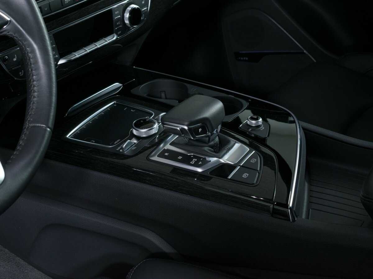 Купить Audi Q7 с пробегом. Фото: #17