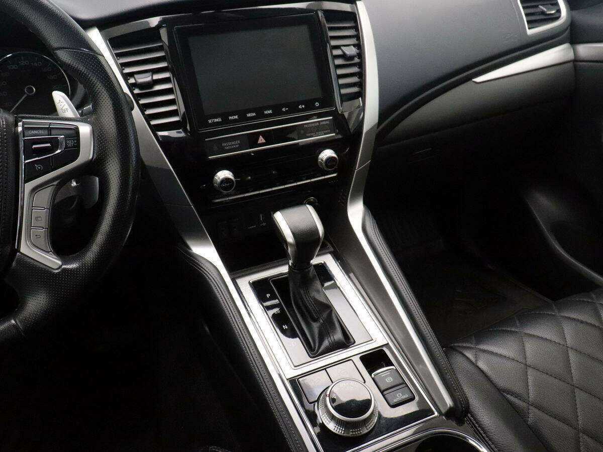 Купить Mitsubishi Pajero Sport с пробегом. Фото: #14