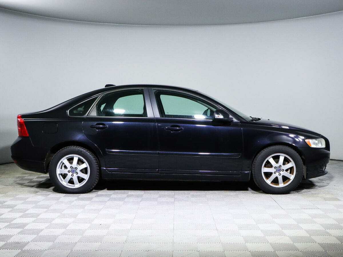Купить Volvo S40 с пробегом. Фото: #3