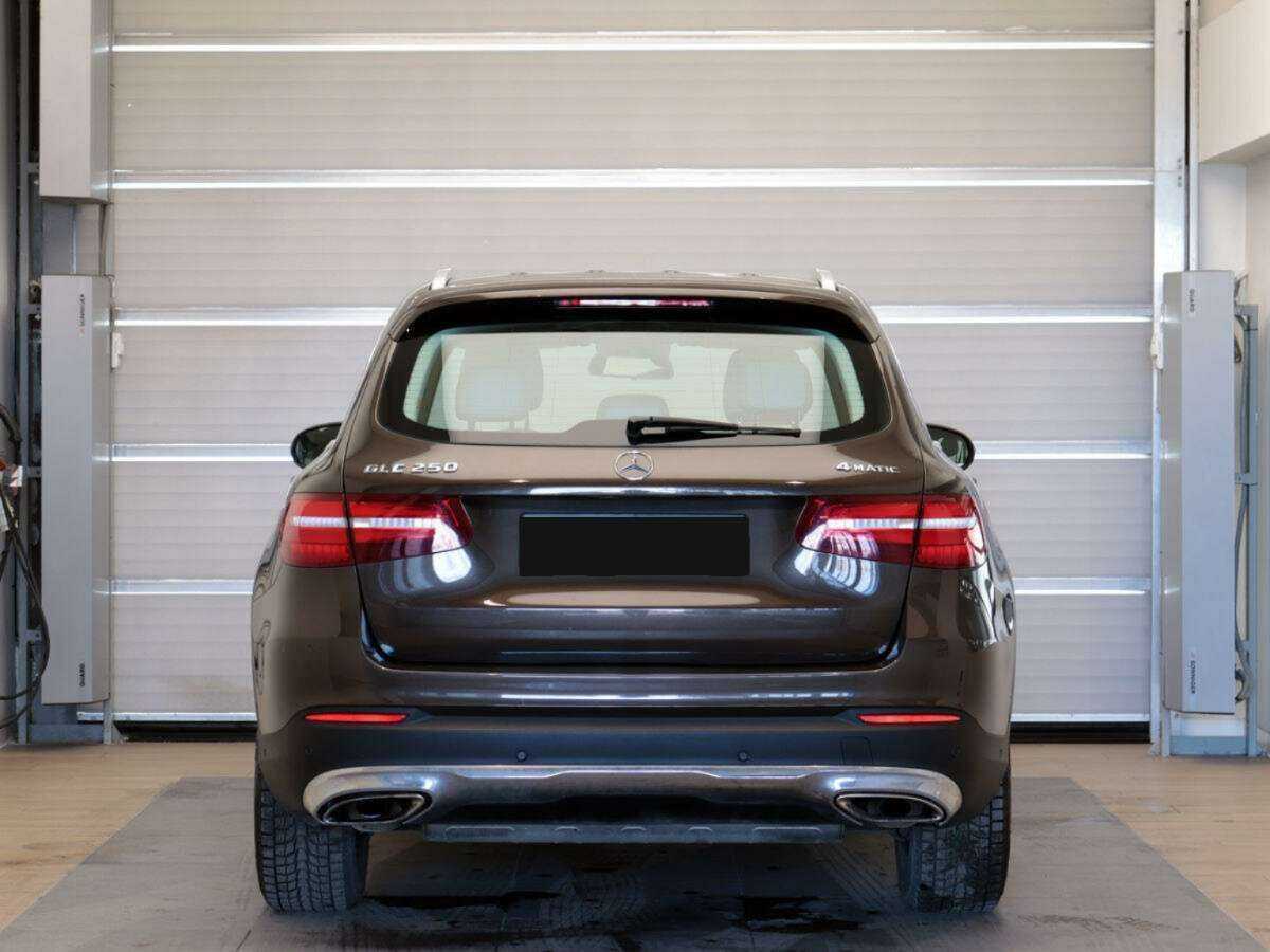 Купить Mercedes-Benz GLC с пробегом. Фото: #4
