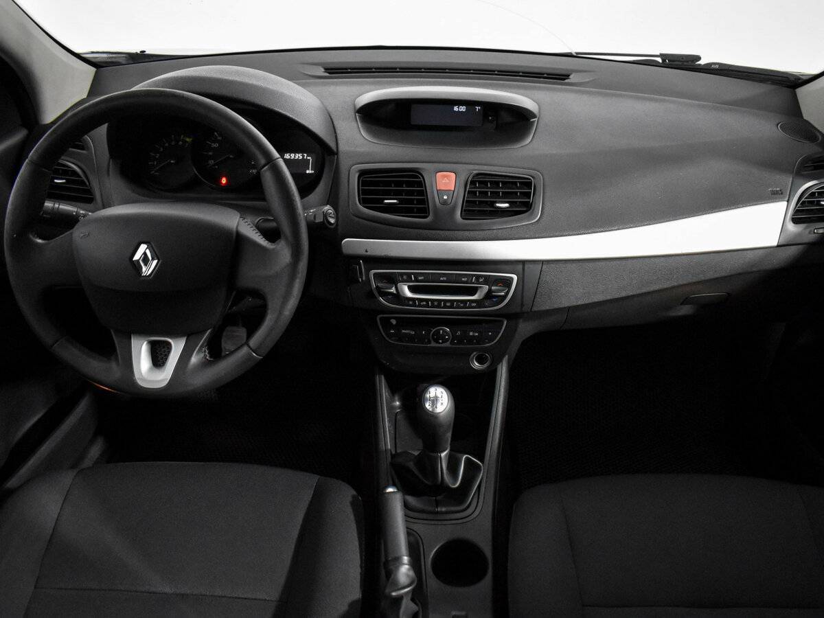 Купить Renault Megane с пробегом. Фото: #10