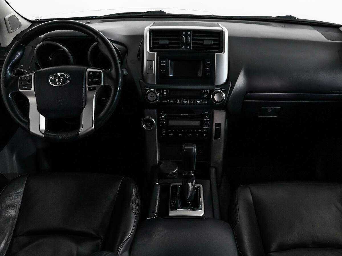 Купить Toyota Land Cruiser Prado с пробегом. Фото: #14