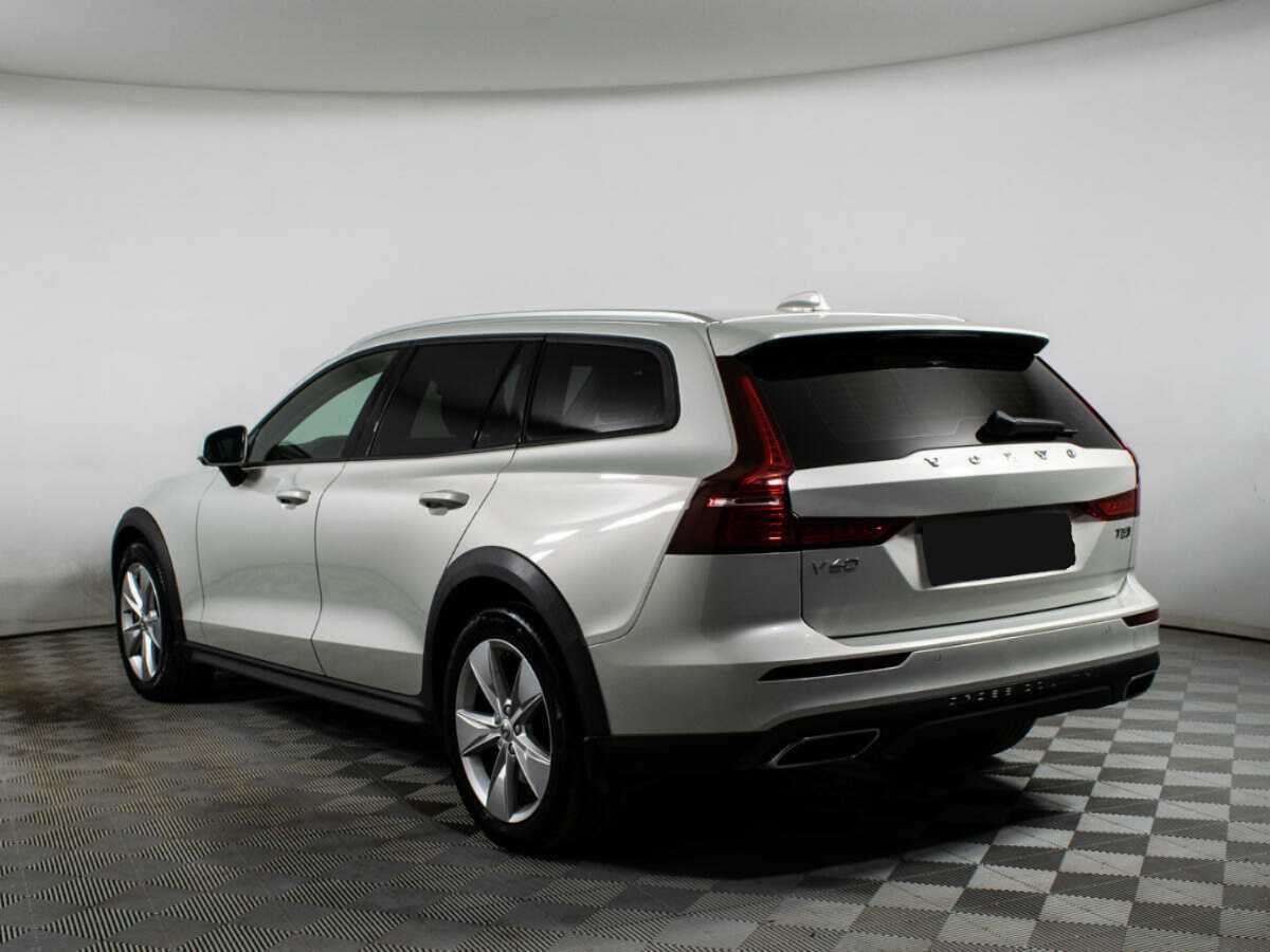 Купить Volvo V60 Cross Country с пробегом. Фото: #6