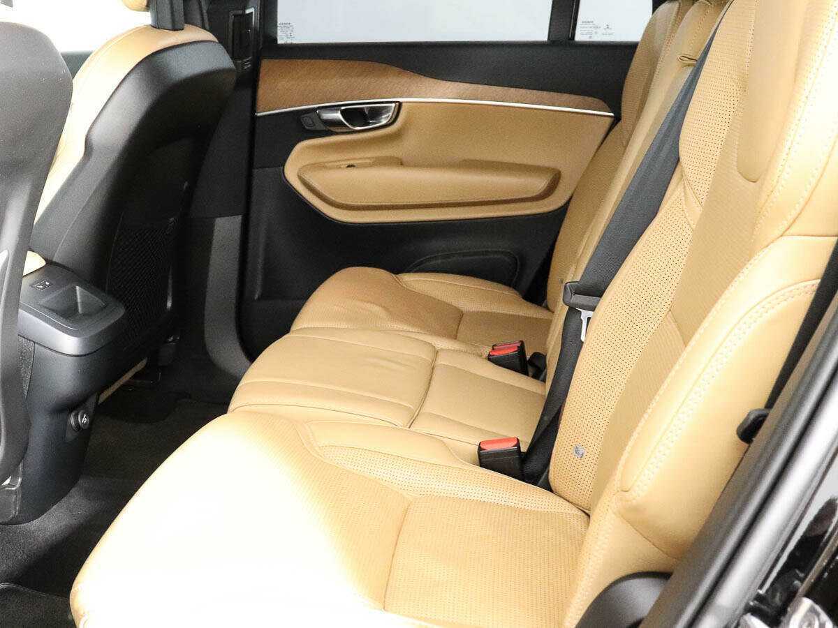 Купить Volvo XC90 с пробегом. Фото: #11