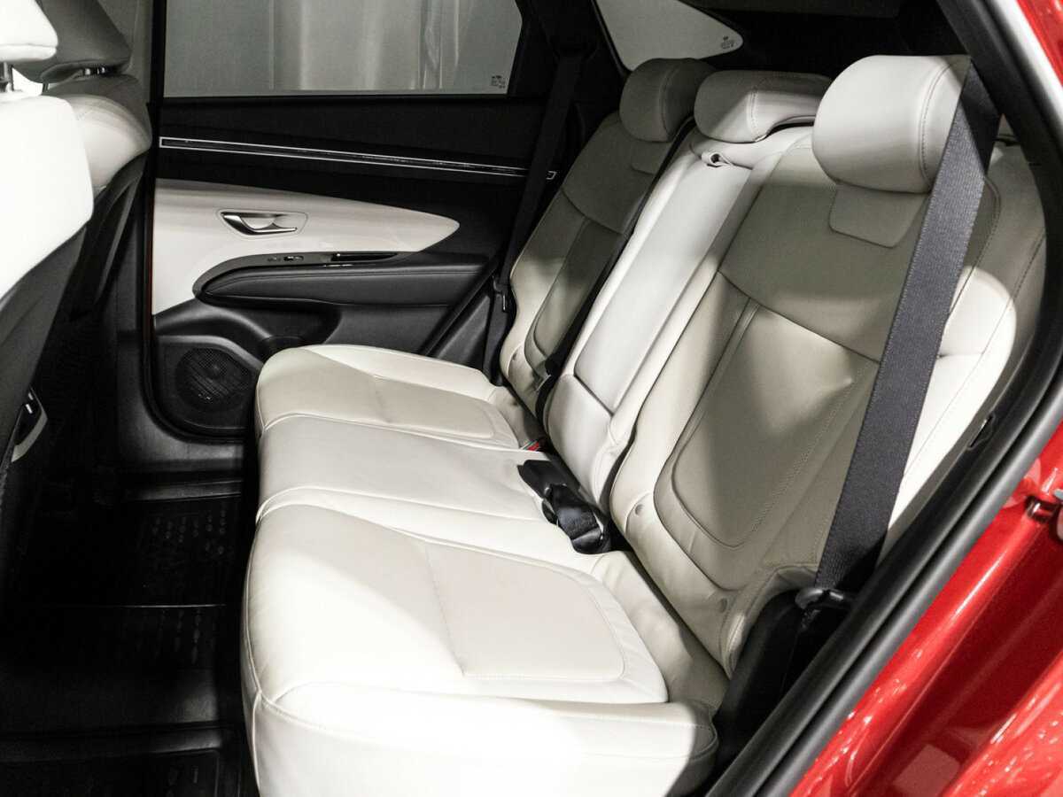 Купить Hyundai Tucson с пробегом. Фото: #9