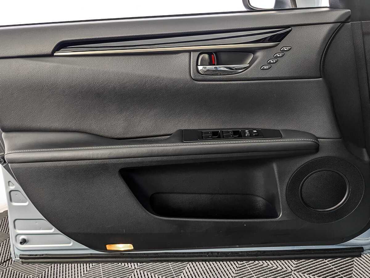 Купить Lexus ES с пробегом. Фото: #18