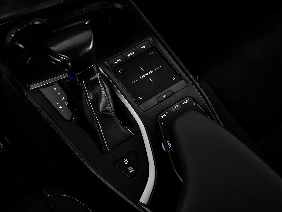 Купить Lexus UX с пробегом. Фото: #14