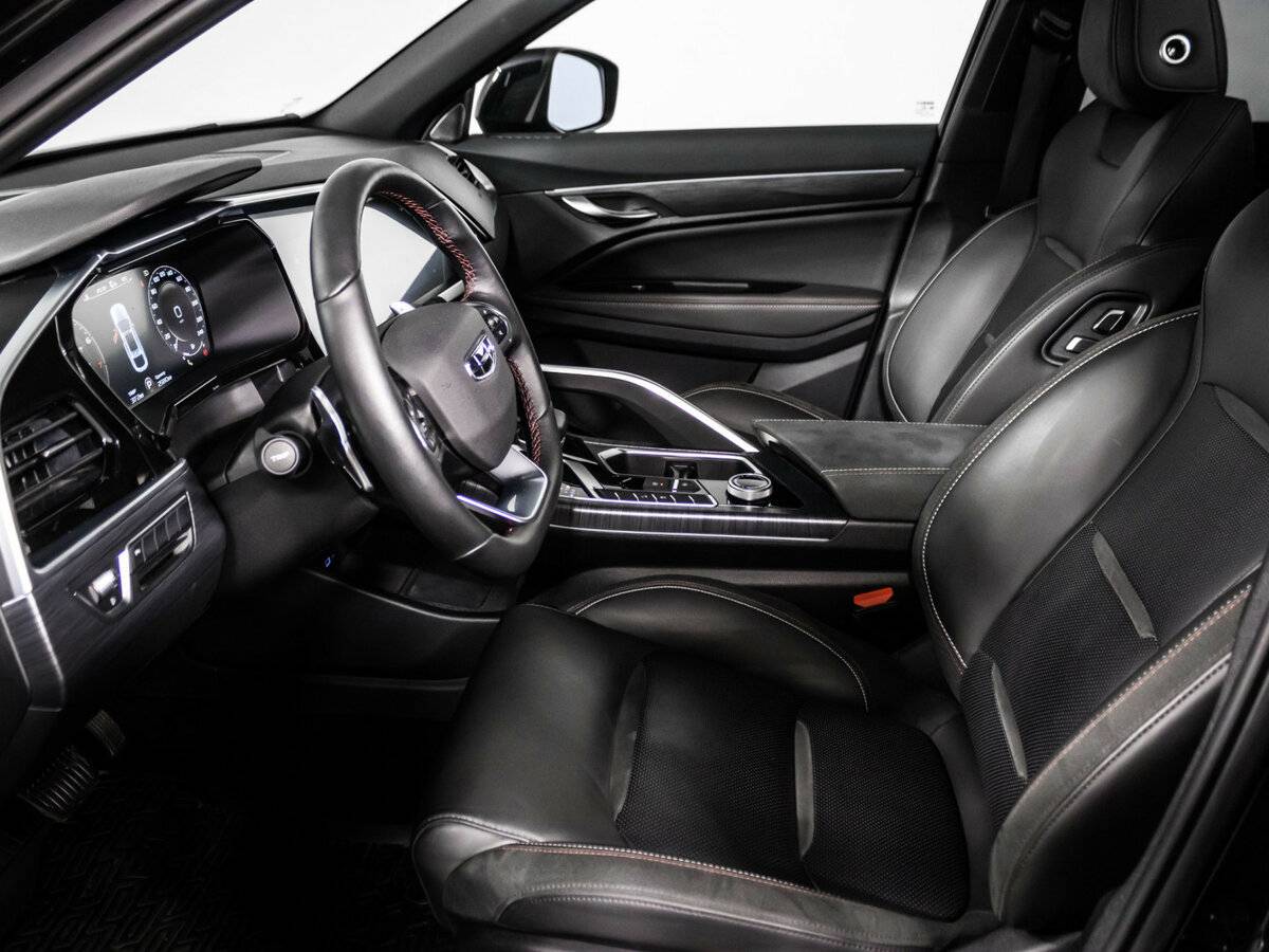 Купить Geely Tugella с пробегом. Фото: #23