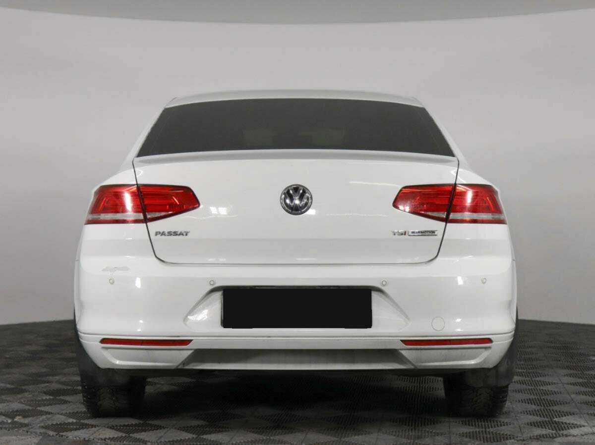 Купить Volkswagen Passat с пробегом. Фото: #5