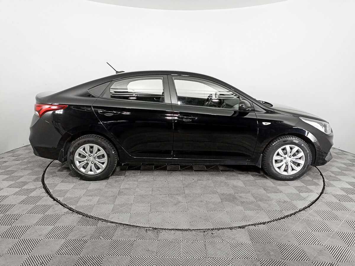 Купить Hyundai Solaris с пробегом. Фото: #3