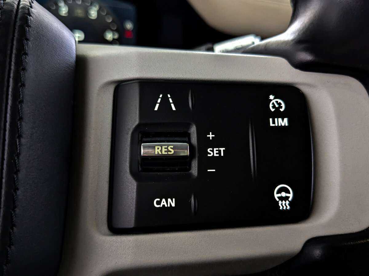 Купить Land Rover Defender с пробегом. Фото: #20
