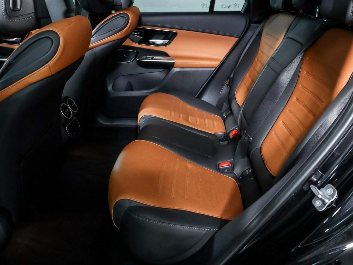 Купить Mercedes-Benz GLC с пробегом. Фото: #6