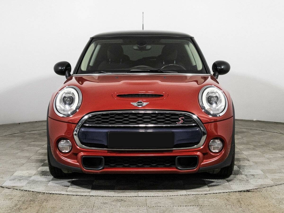 Купить Mini Hatch с пробегом. Фото: #1