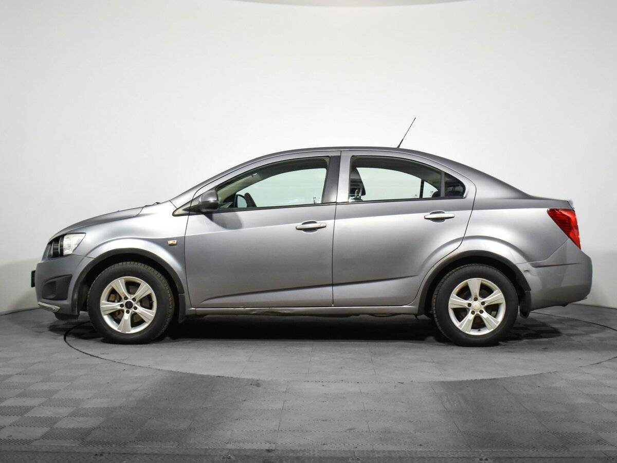 Купить Chevrolet Aveo с пробегом. Фото: #7