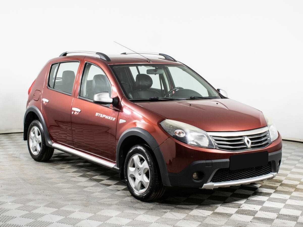 Купить Renault Sandero с пробегом. Фото: #2