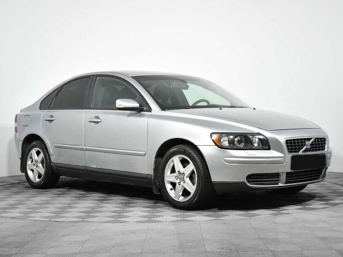 Купить Volvo S40 с пробегом. Фото: #2