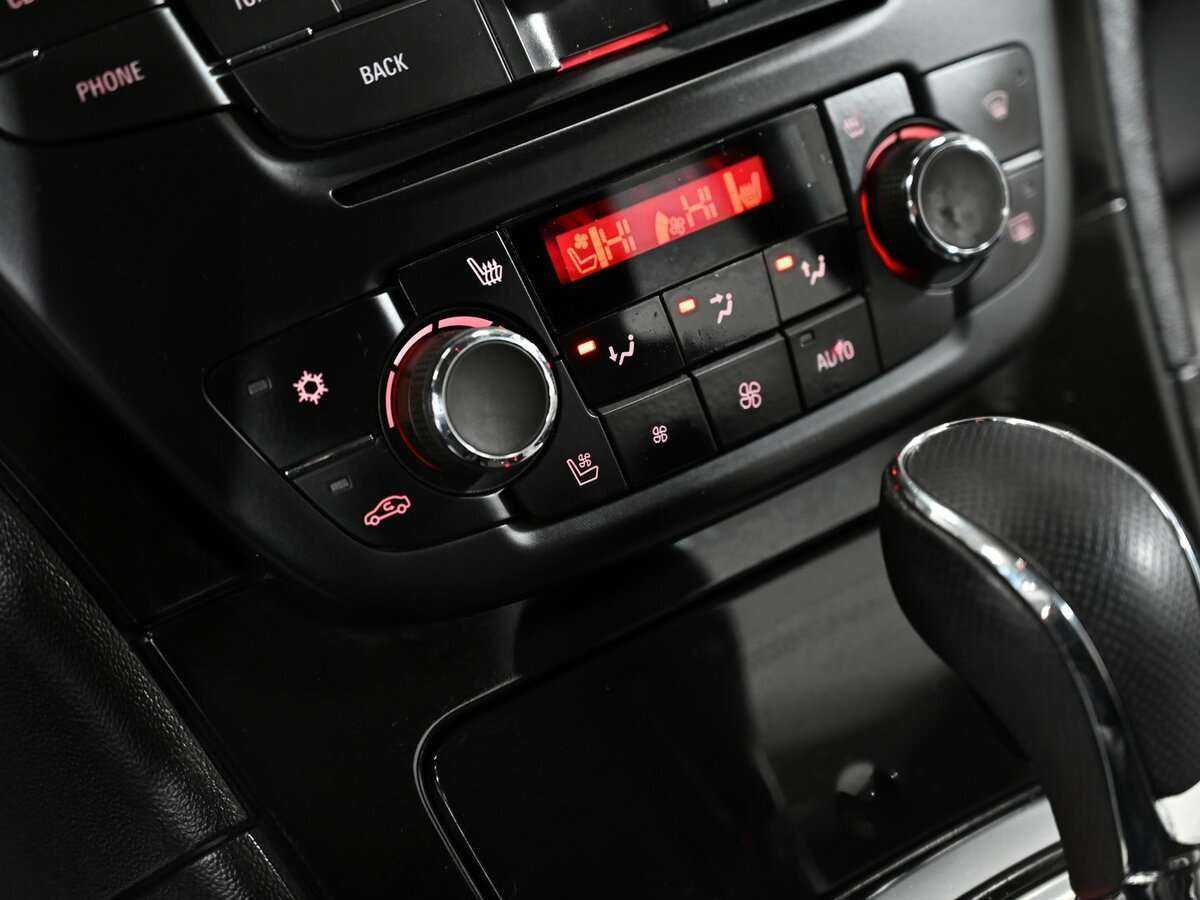 Купить Opel Insignia с пробегом. Фото: #11
