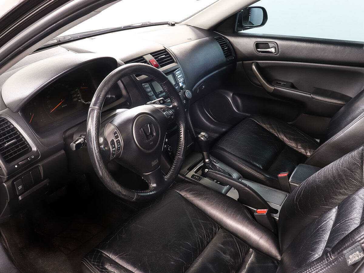 Купить Honda Accord с пробегом. Фото: #11
