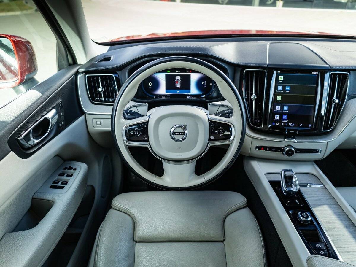 Купить Volvo XC60 с пробегом. Фото: #18