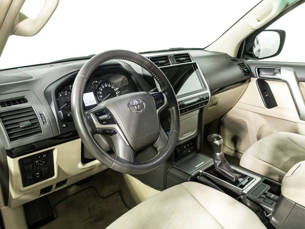Купить Toyota Land Cruiser Prado с пробегом. Фото: #8