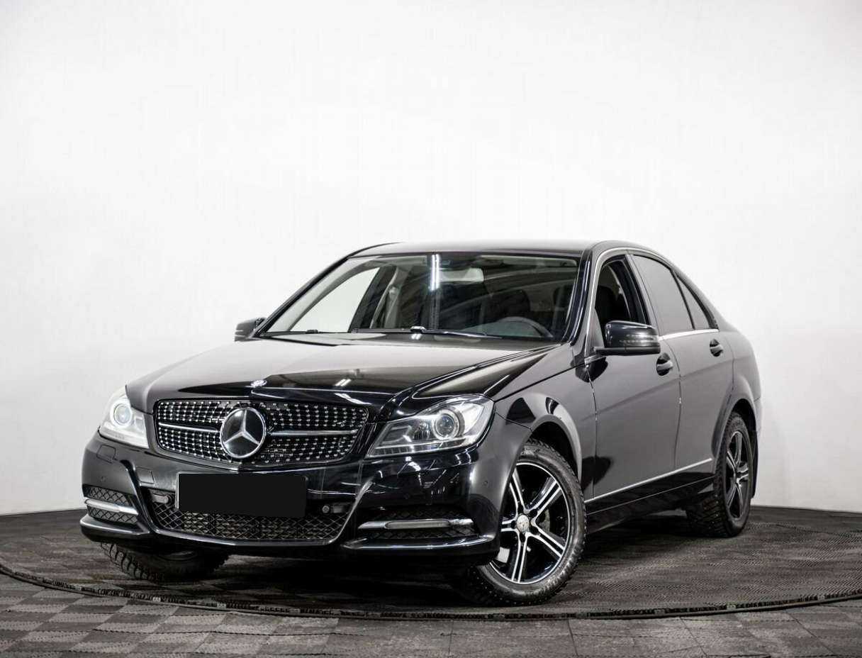 Купить Mercedes-Benz C-Класс с пробегом. Фото: #0