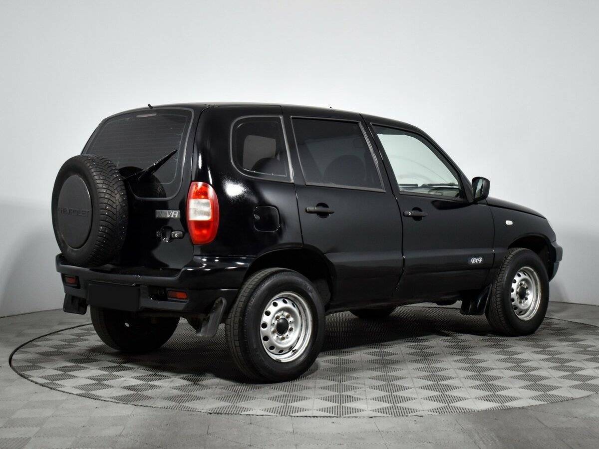 Купить Chevrolet Niva с пробегом. Фото: #4