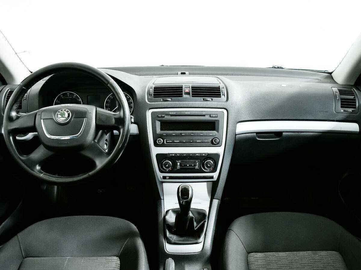 Купить Skoda Octavia с пробегом. Фото: #10
