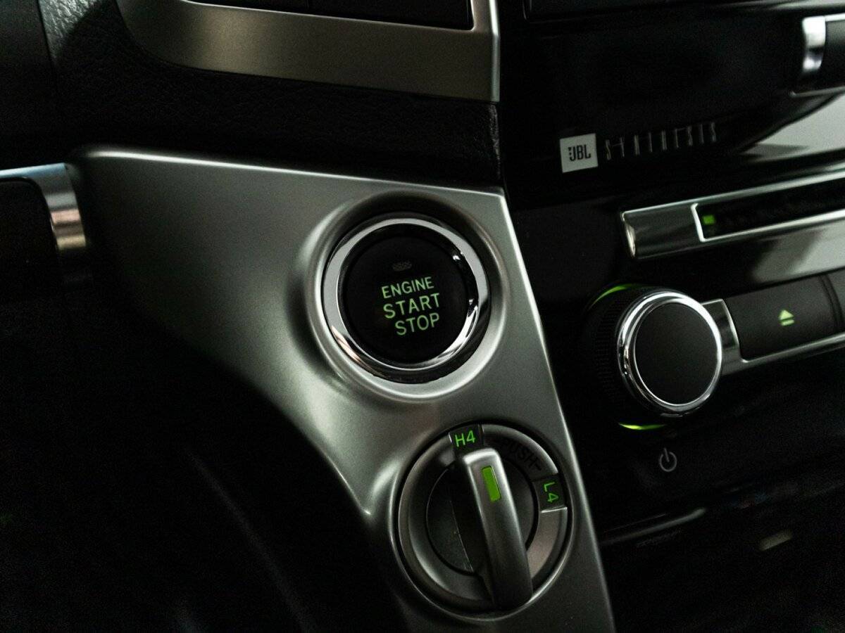 Купить Toyota Land Cruiser с пробегом. Фото: #20