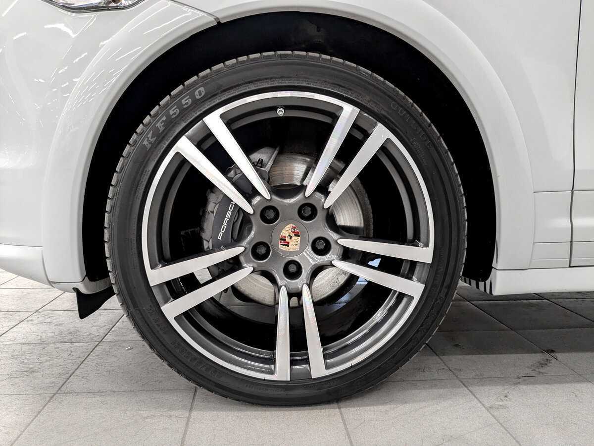 Купить Porsche Cayenne с пробегом. Фото: #17