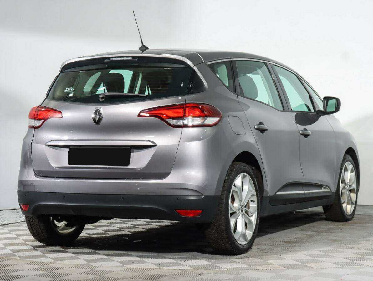 Купить Renault Scenic с пробегом. Фото: #1