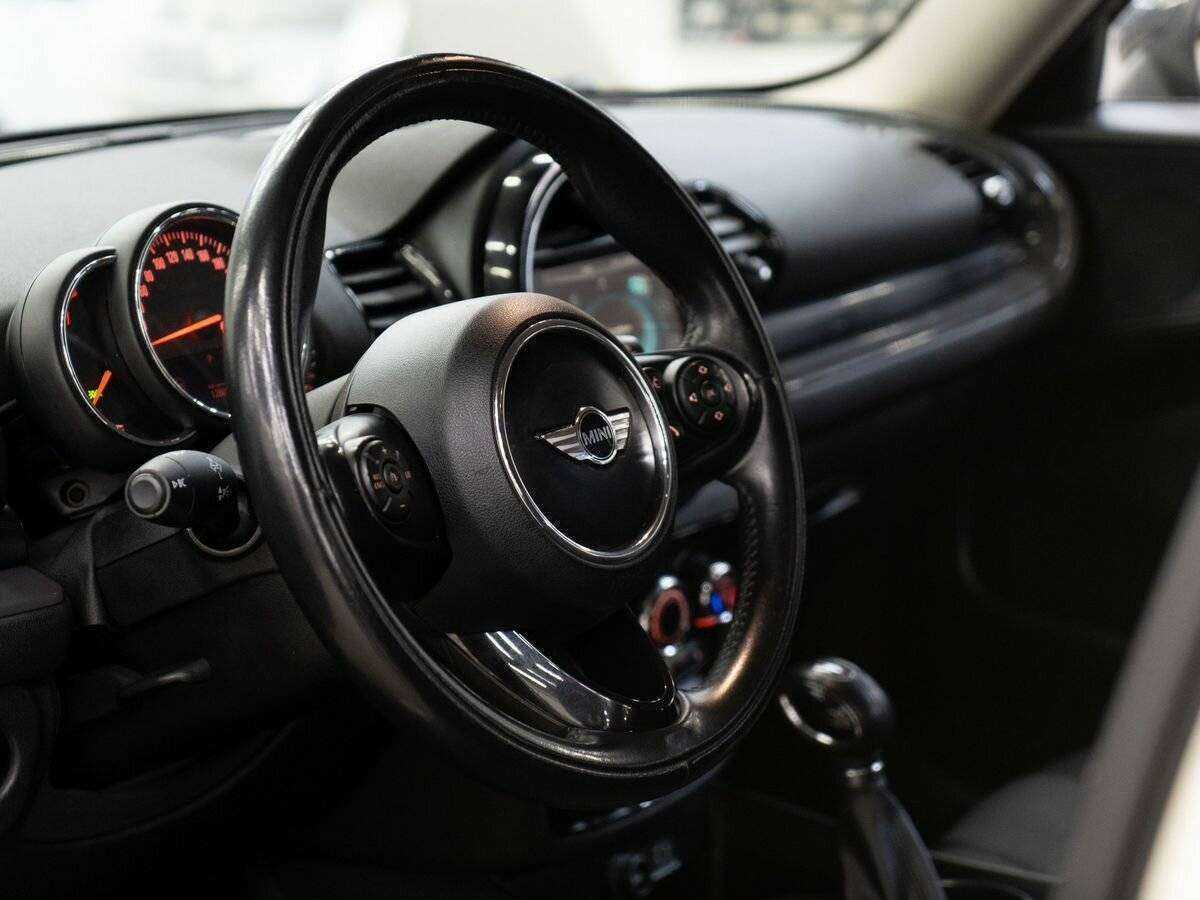 Купить Mini Clubman с пробегом. Фото: #4